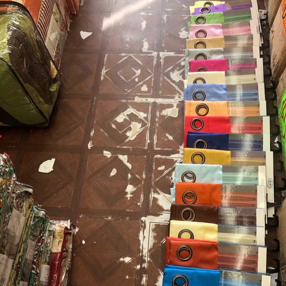 Window curtains 2 in a PACK SOLID COLORS - Picture 1 of 2